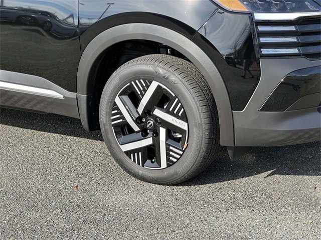New 2026 Nissan Kicks SV image 7