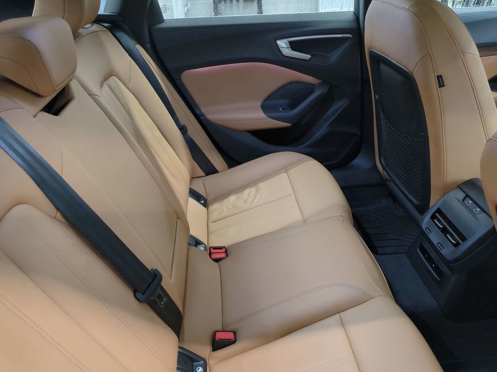Used 2025 Audi A5 2.0T Premium w/ Convenience Package image 33