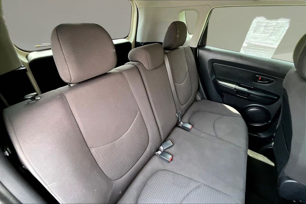 Used 2013 Kia Soul FWD image 21