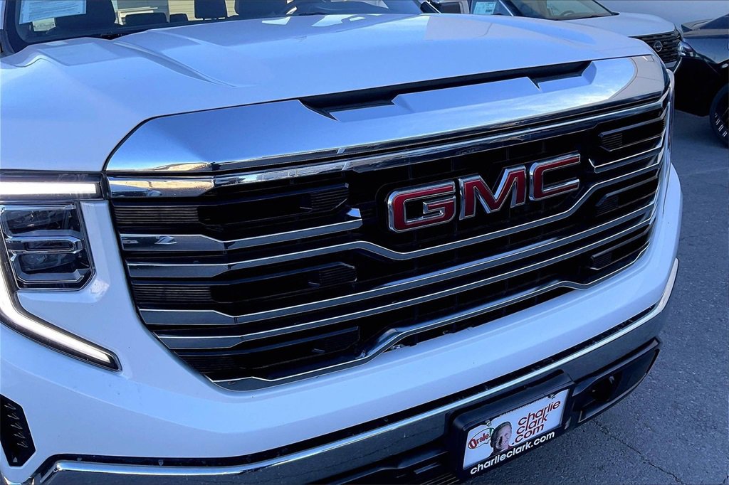 Used 2025 GMC Sierra 1500 SLT image 27