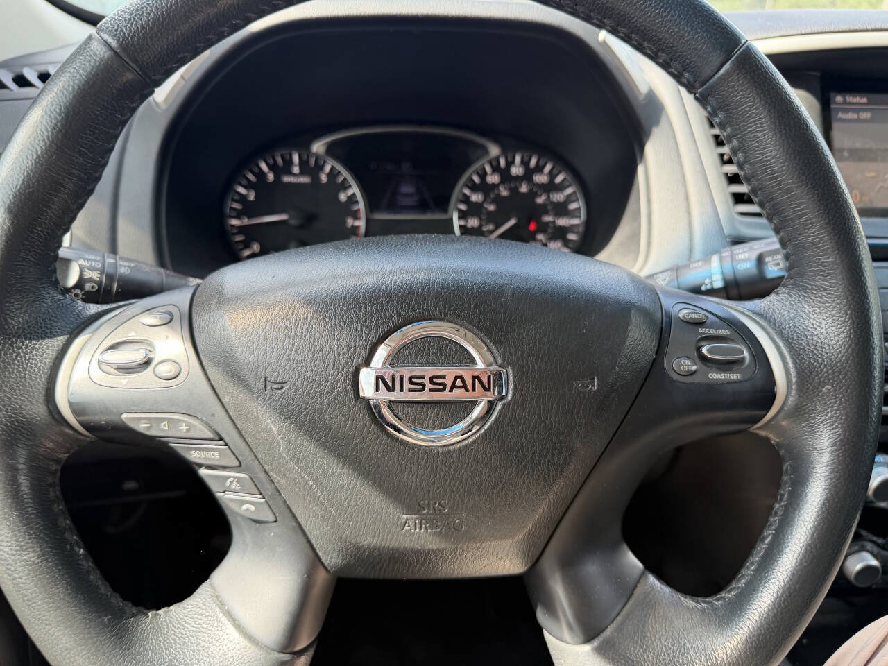 Used 2016 Nissan Pathfinder SV AWD/4WD image 22