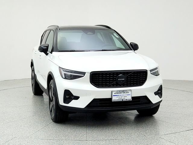 New 2026 Volvo XC40 B5 Ultra w/ Climate Package image 2