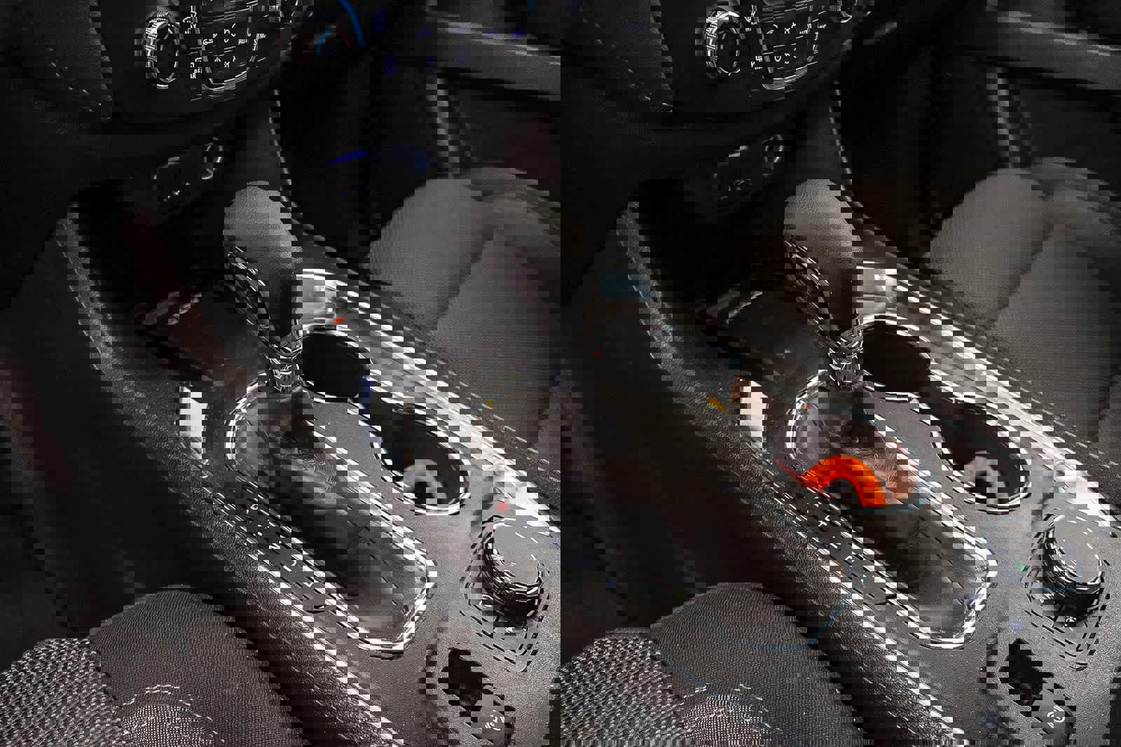 Used 2023 Chevrolet Traverse LT image 18