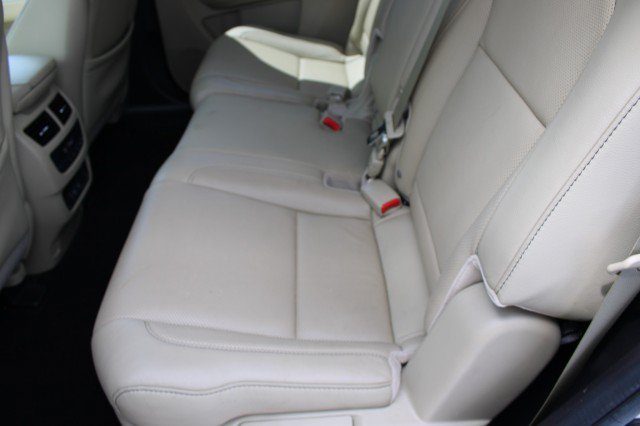 Used 2020 Acura MDX w/ Technology Package FWD image 40