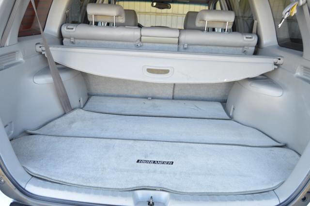 Used 2004 Toyota Highlander Limited image 39
