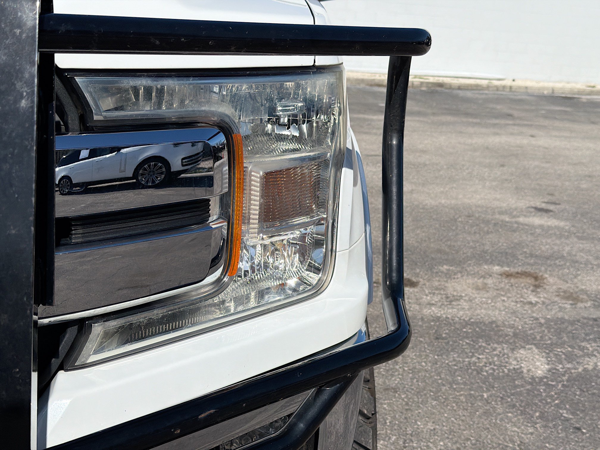 Used 2019 Ford F150 Lariat w/ Trailer Tow Package AWD/4WD image 9