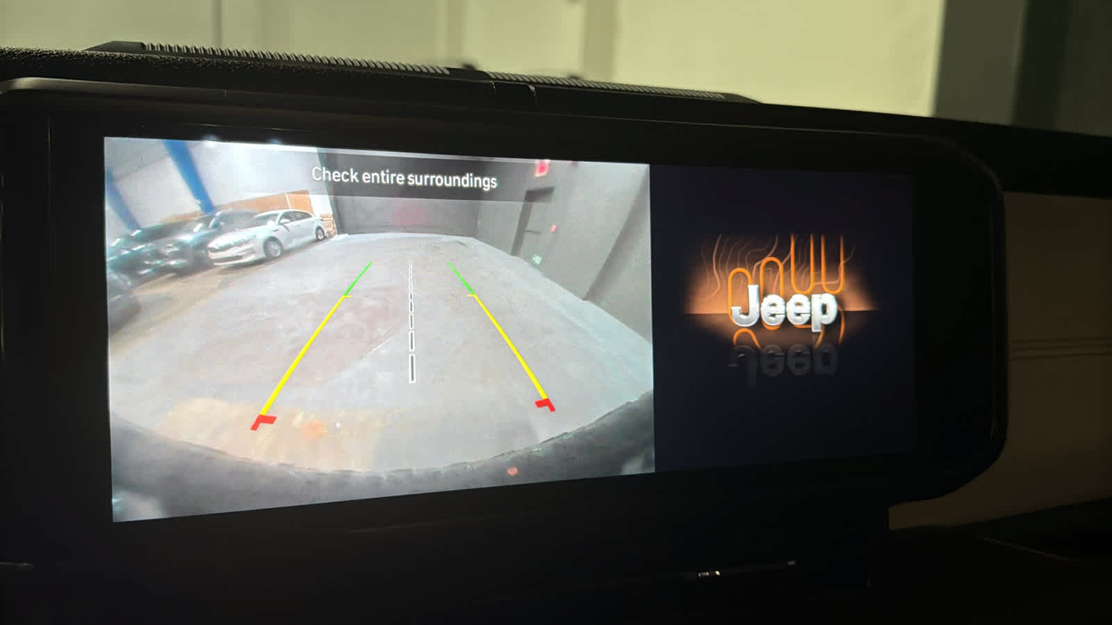 Used 2024 Jeep Wrangler Unlimited AWD/4WD image 14