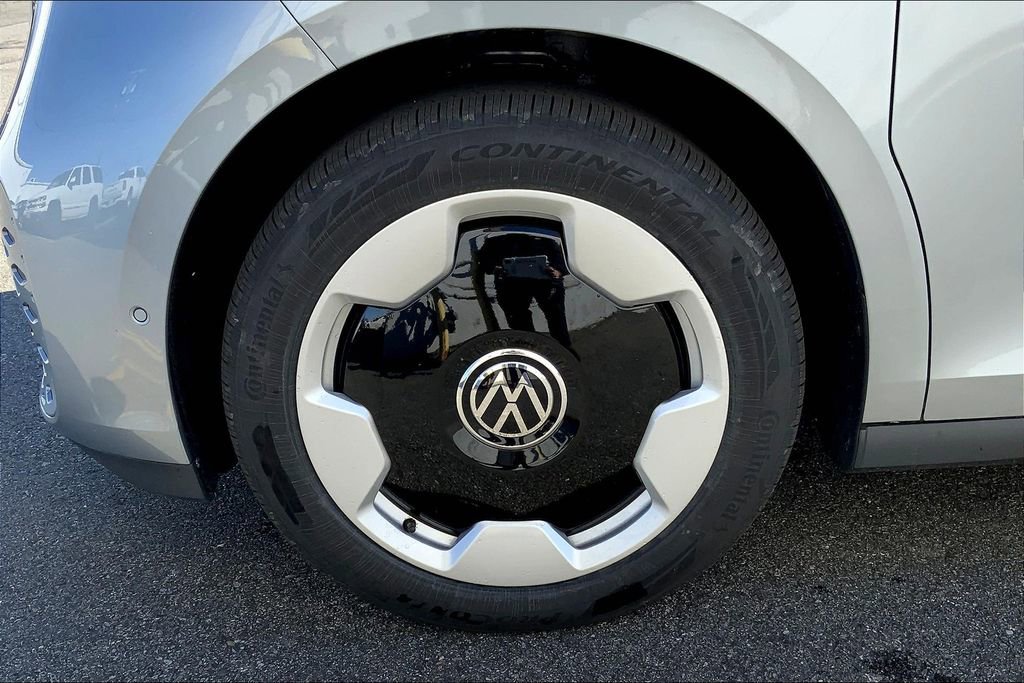 New 2025 Volkswagen ID. Buzz Pro S image 11