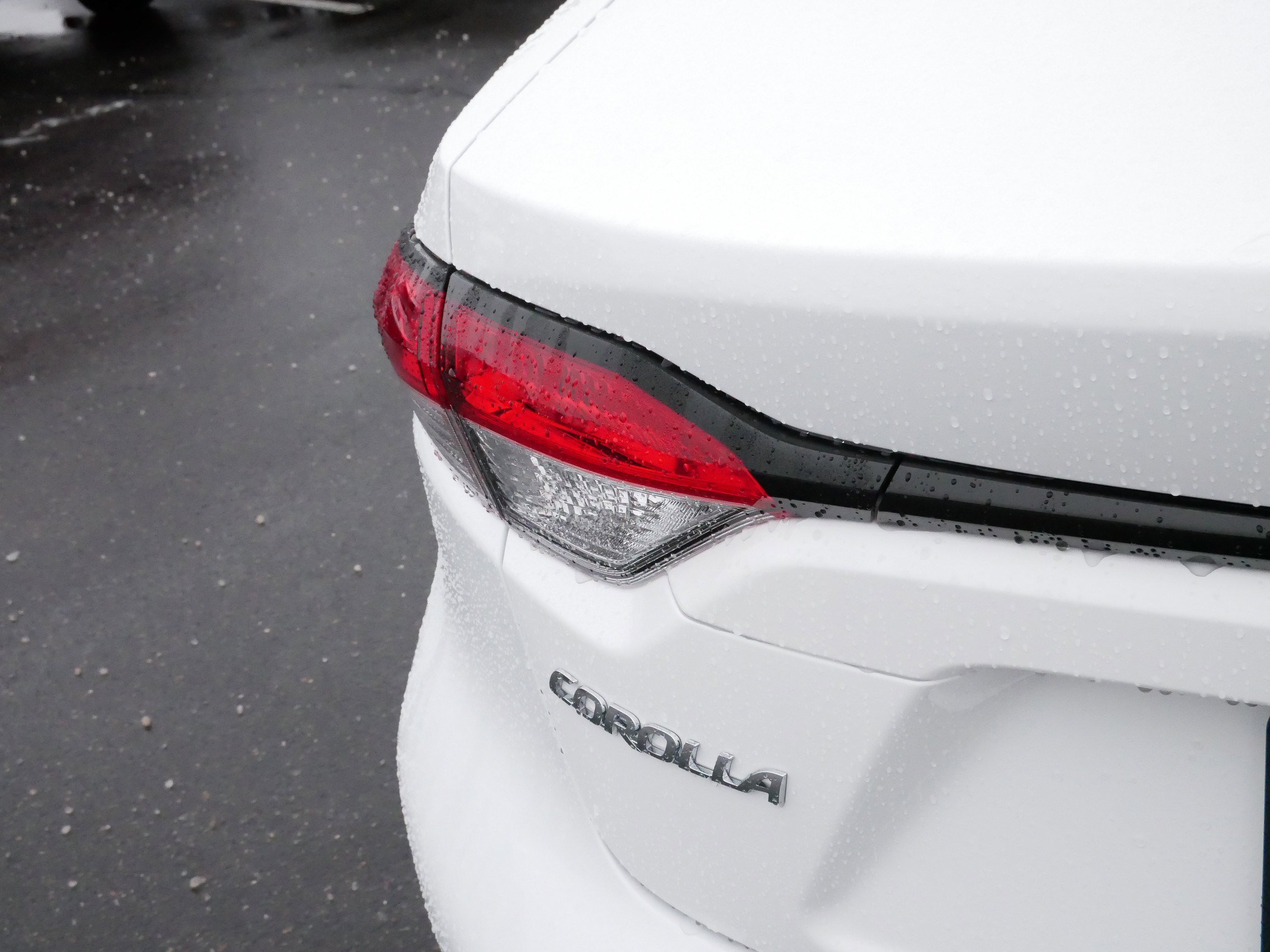 Certified 2025 Toyota Corolla LE image 17