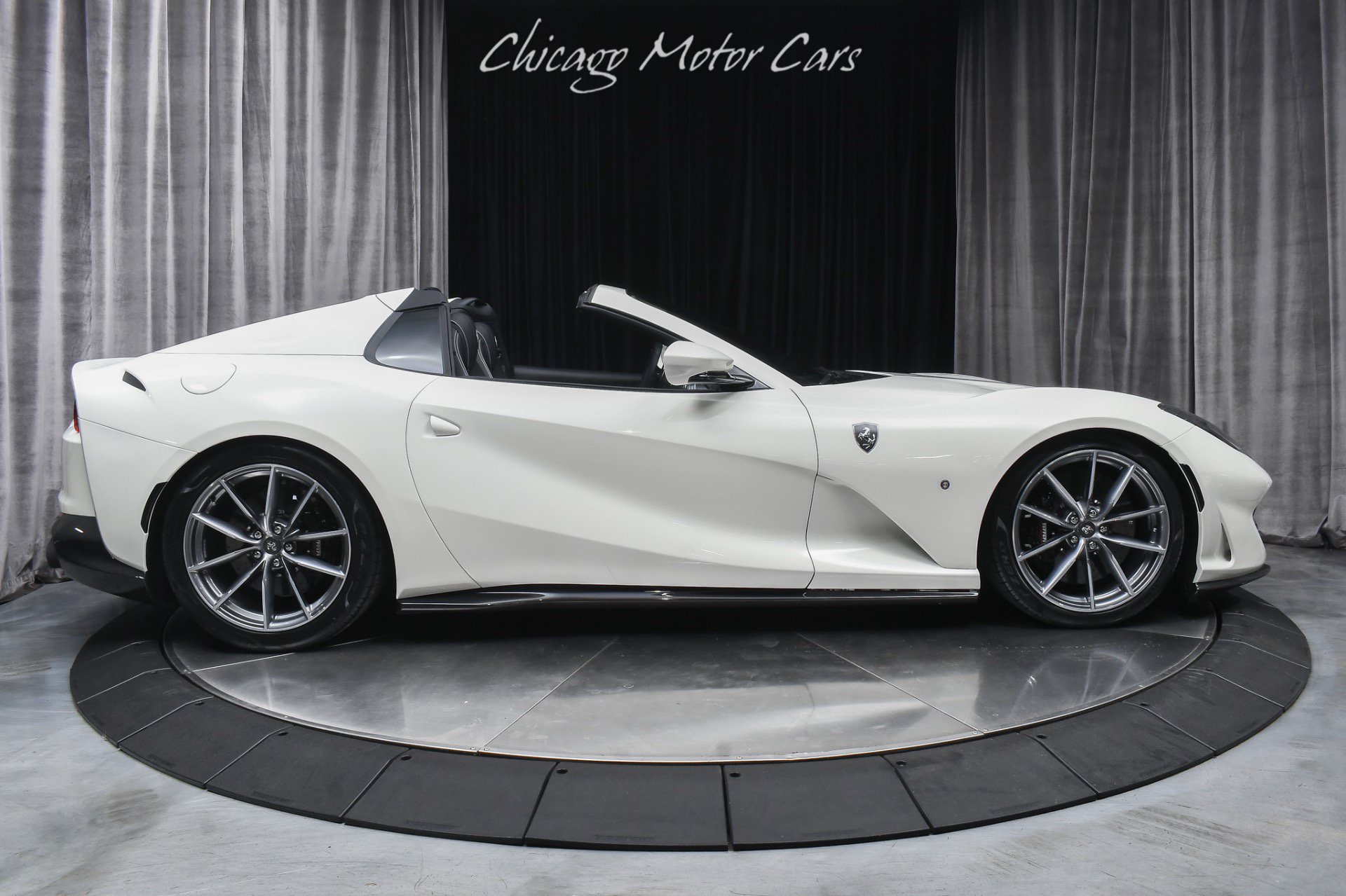 Used 2022 Ferrari 812 GTS RWD image 29