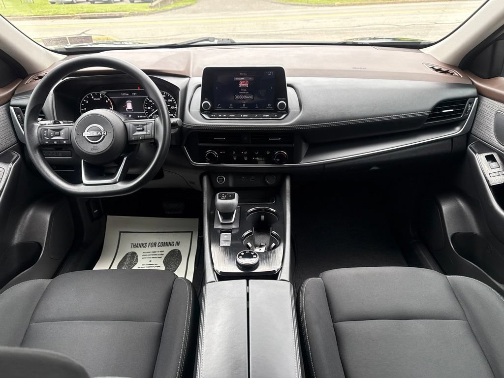 Used 2023 Nissan Rogue S AWD/4WD image 12
