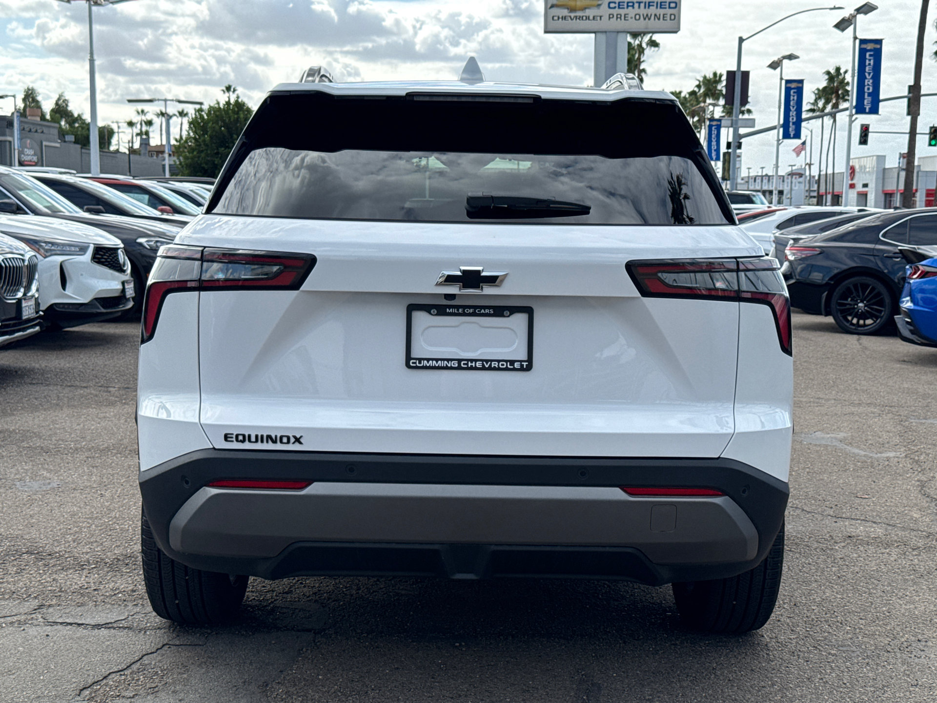 New 2027 Chevrolet Equinox LT w/ Convenience Package II FWD image 11