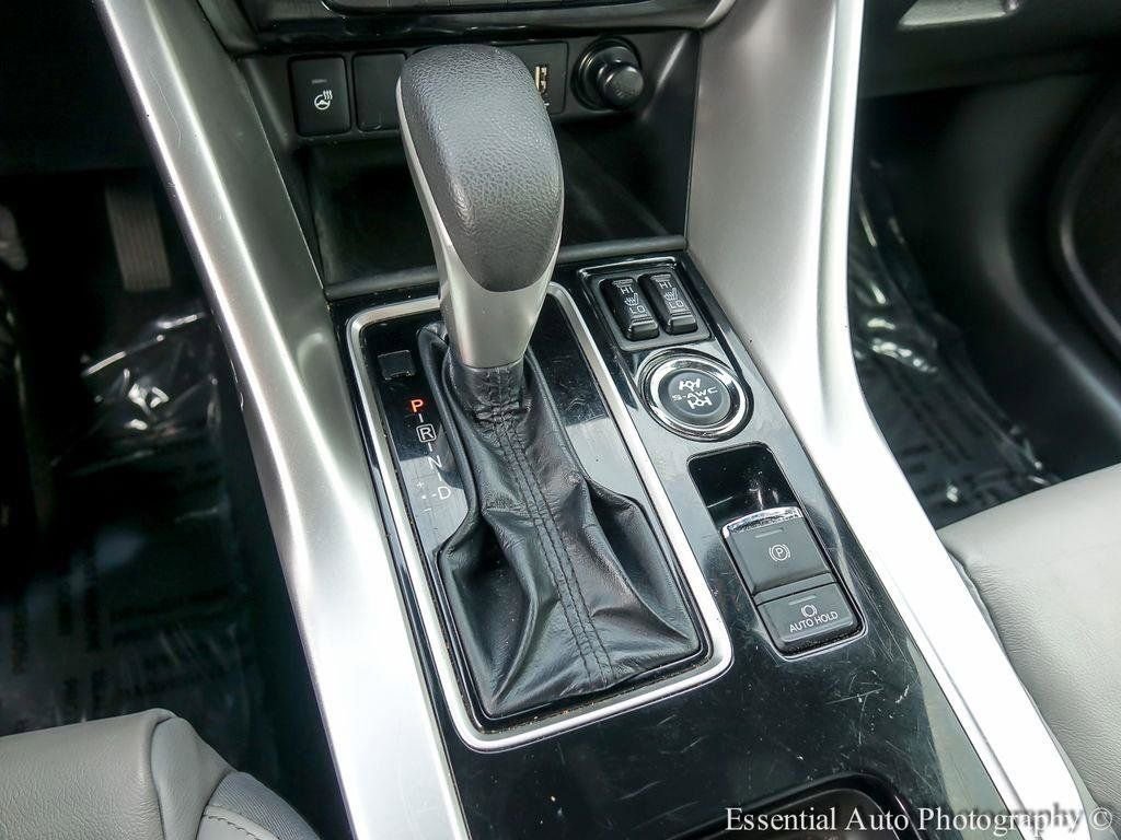 Used 2024 Mitsubishi Eclipse Cross SEL AWD/4WD image 19