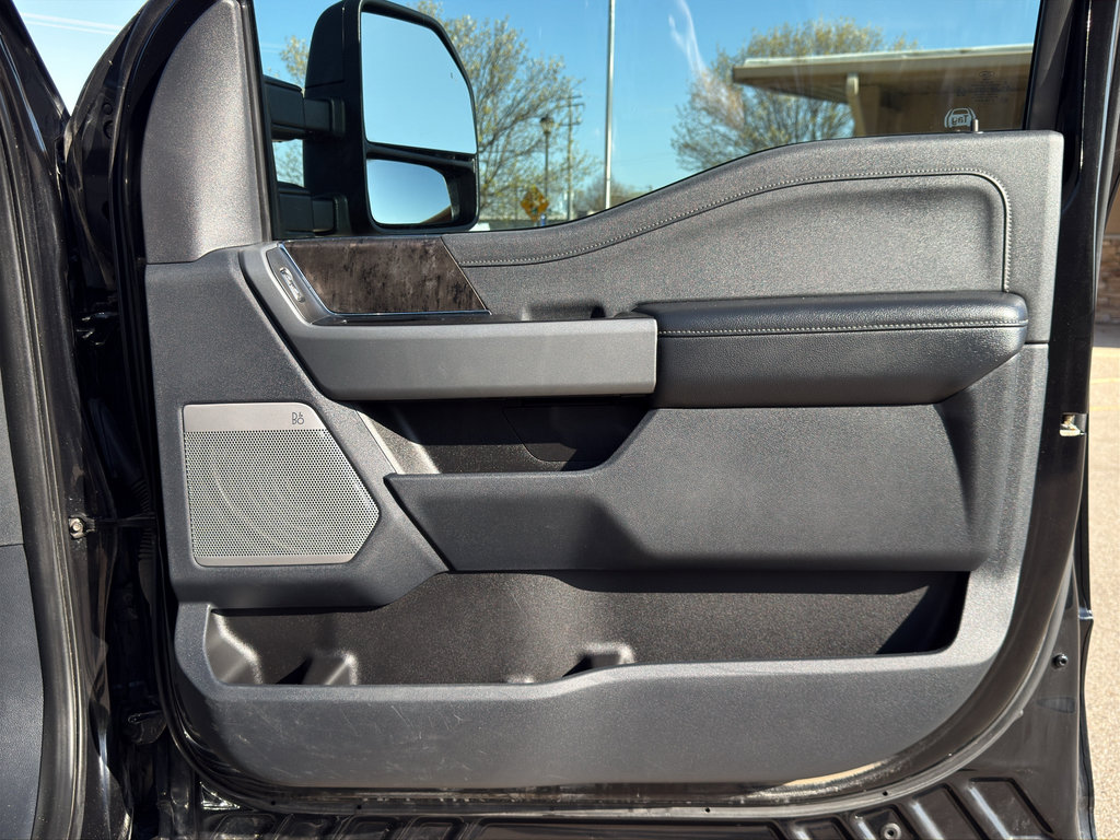 Used 2024 Ford F250 Lariat w/ Lariat Ultimate Package AWD/4WD image 21