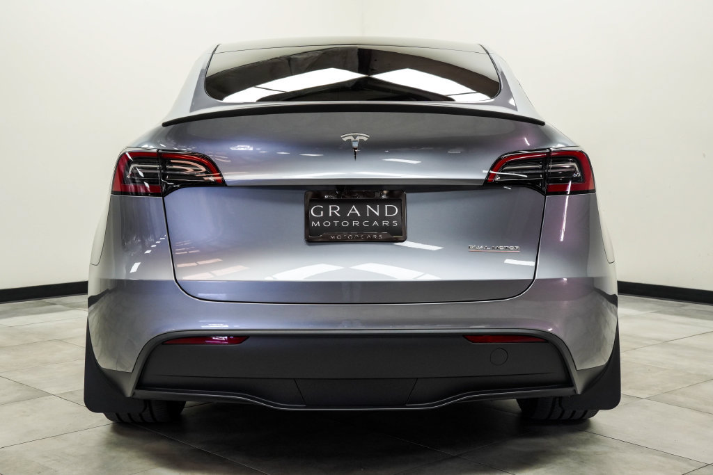 Used 2025 Tesla Model Y Performance AWD/4WD image 10
