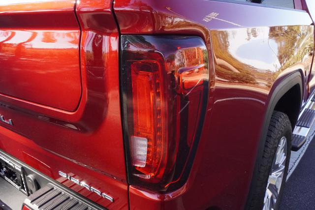 Used 2024 GMC Sierra 1500 Denali w/ Technology Package image 42