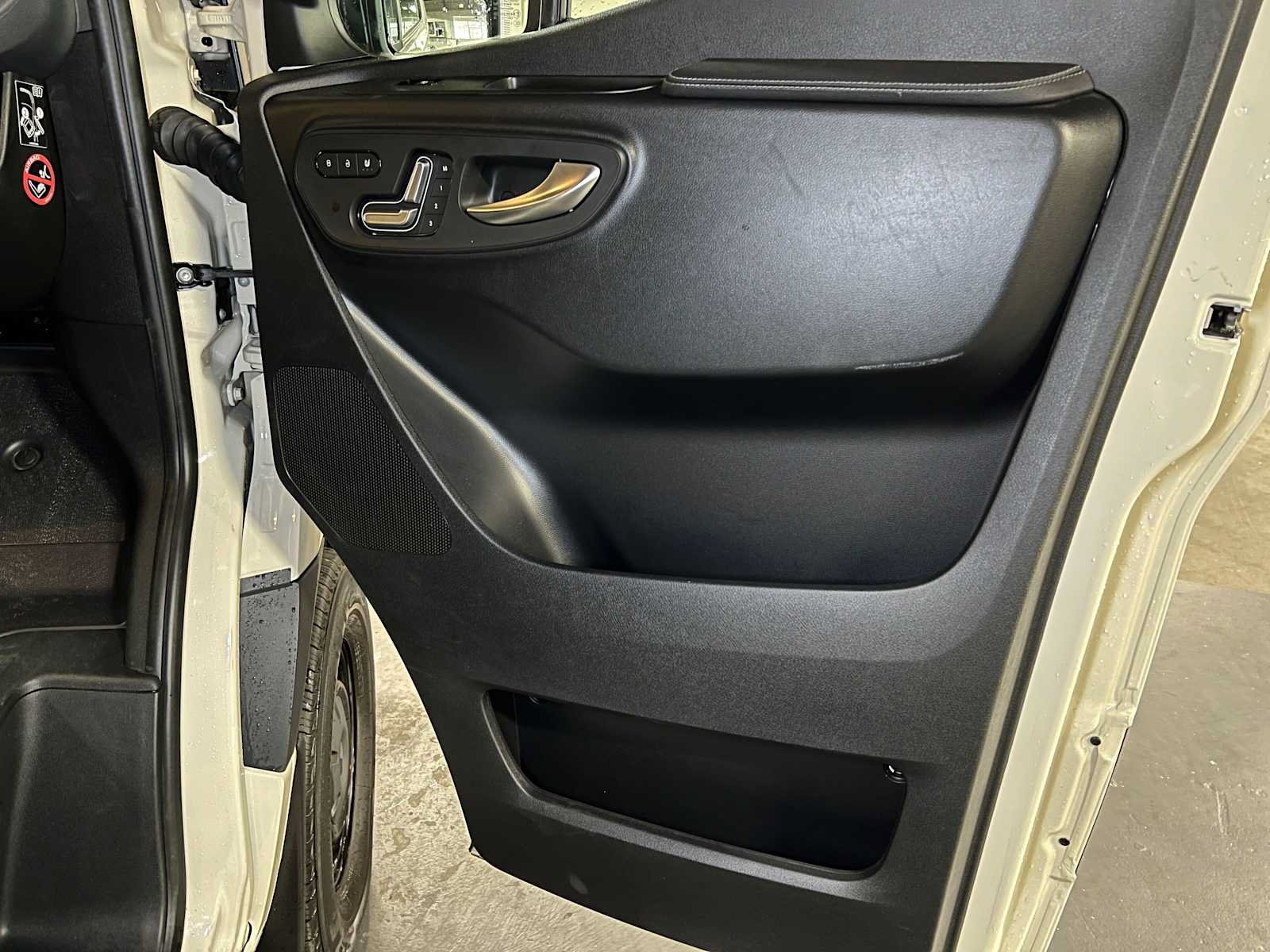 Used 2026 Mercedes-Benz Sprinter 2500 image 10
