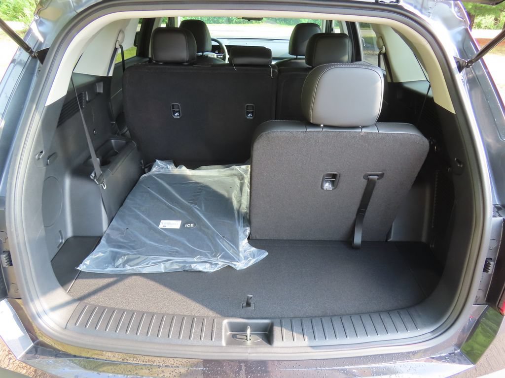 New 2026 Kia Sorento S w/ S Panoramic Sunroof Package FWD image 17