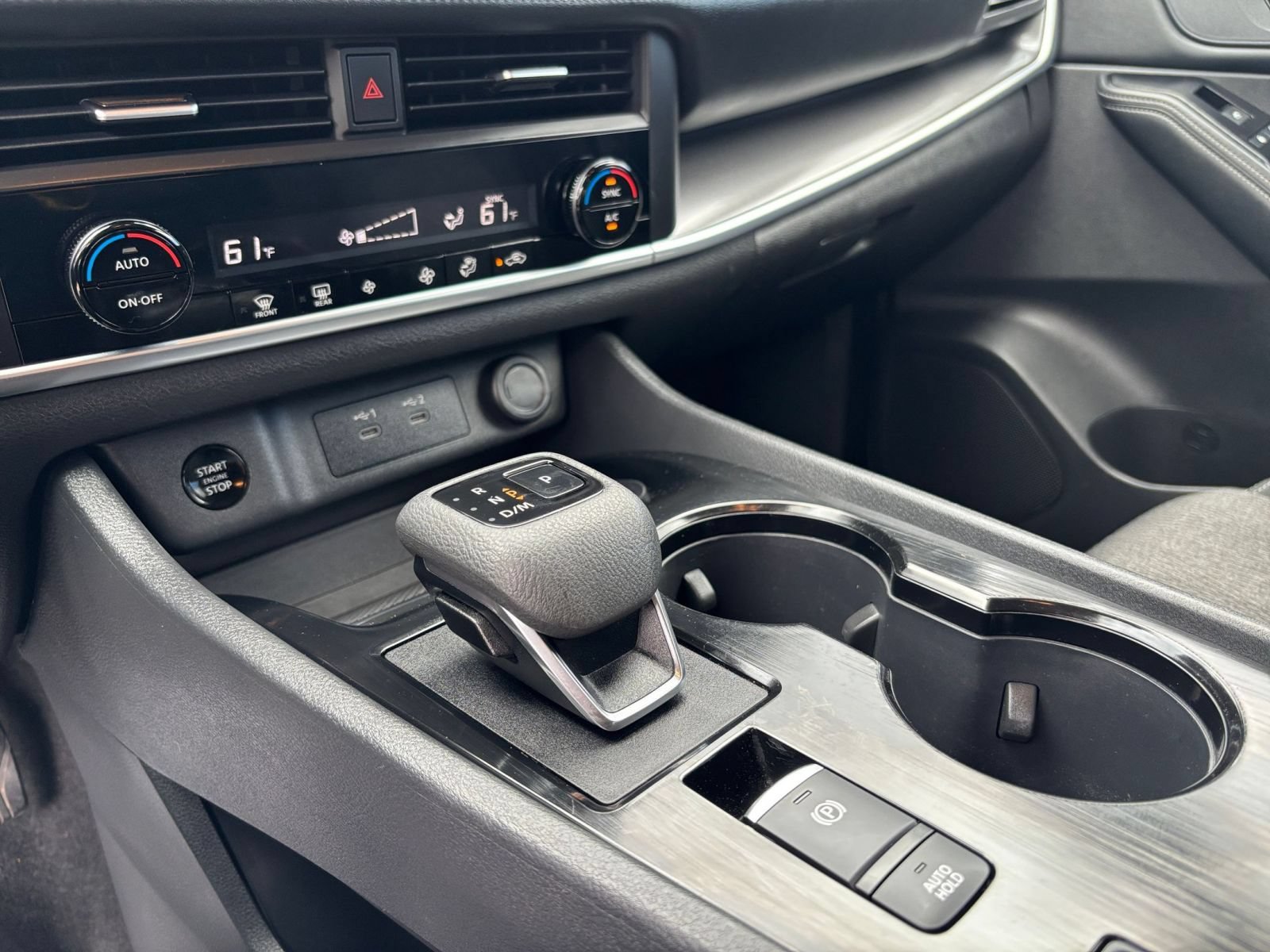 Used 2025 Nissan Rogue SV FWD image 43