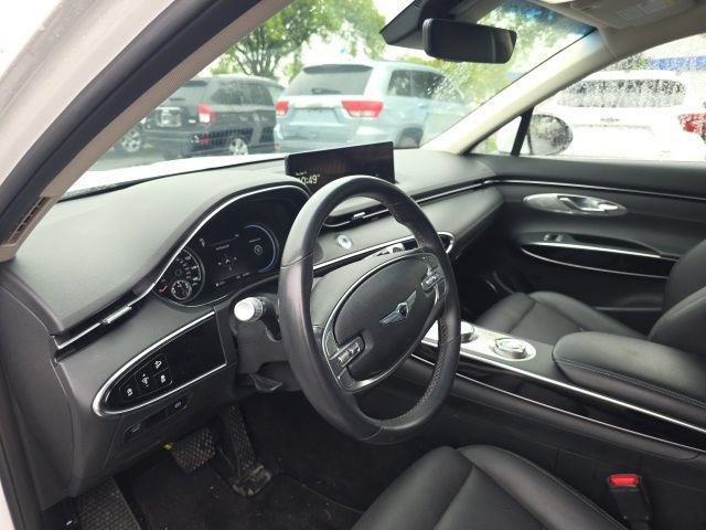 Used 2025 Genesis GV70 2.5T AWD/4WD image 9