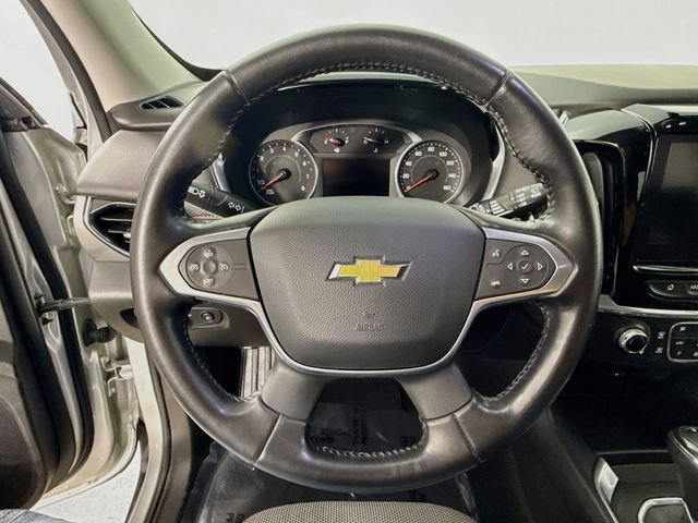 Used 2020 Chevrolet Traverse LT FWD image 11