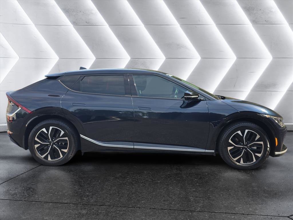 Used 2023 Kia EV6 Wind RWD image 6