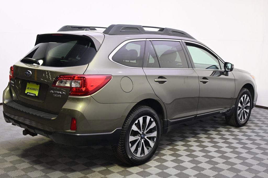 Used 2015 Subaru Outback 3.6R Limited image 7