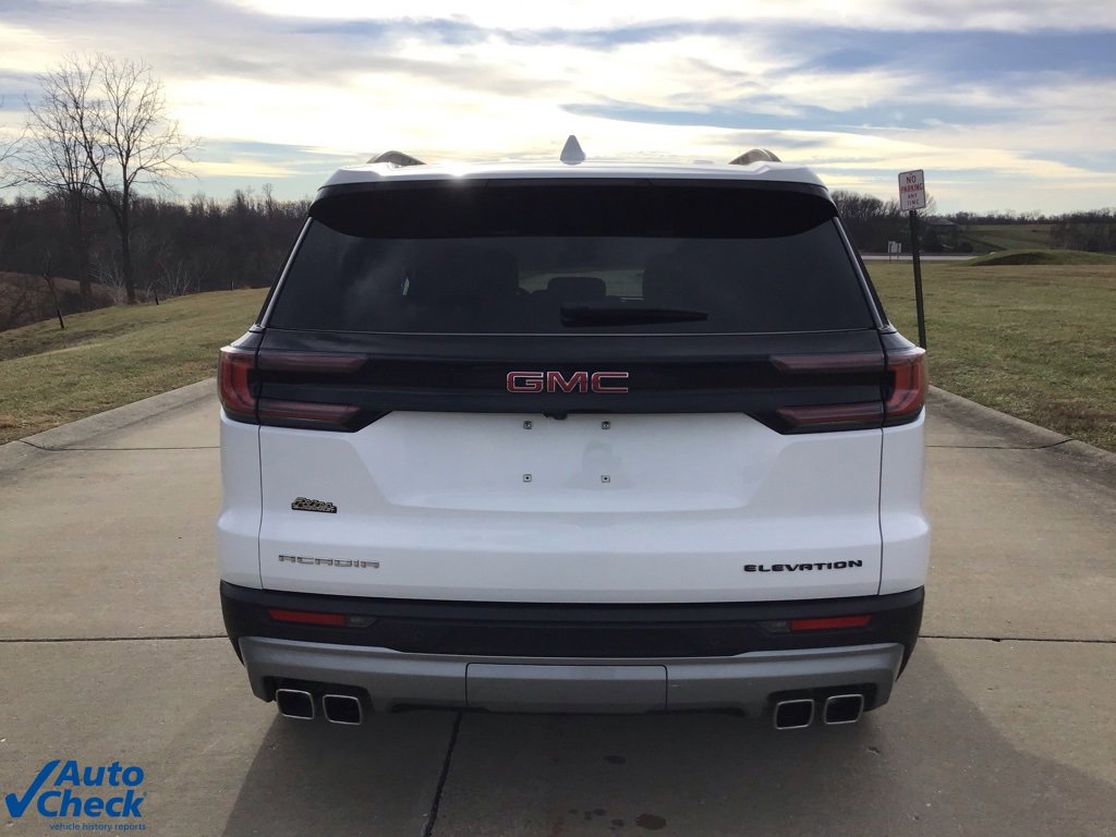 Used 2025 GMC Acadia Elevation image 4