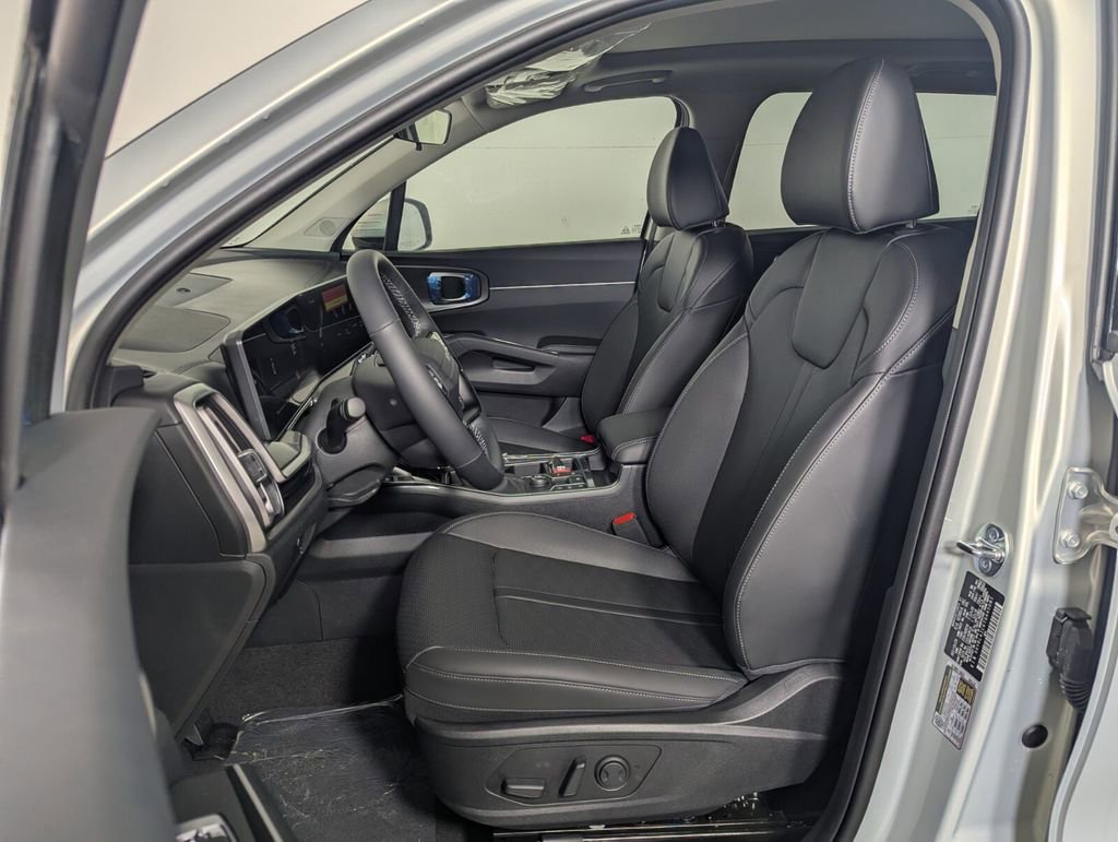 New 2026 Kia Sorento S FWD image 12
