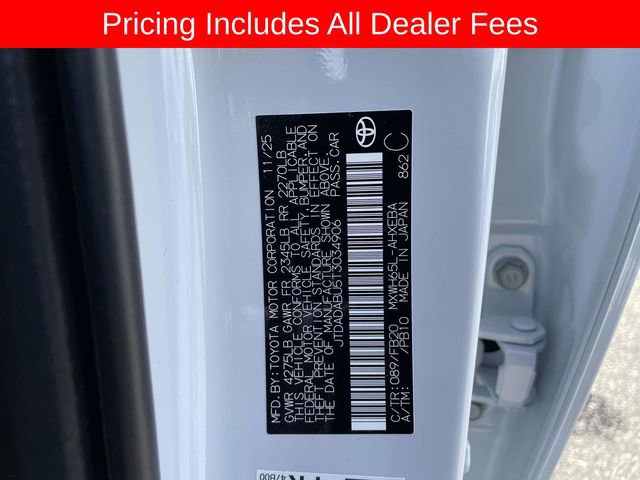 Used 2026 Toyota Prius LE AWD/4WD image 32
