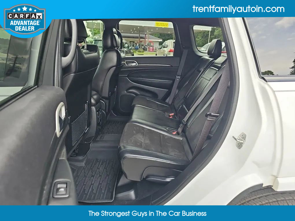 Used 2021 Jeep Grand Cherokee Laredo X image 12