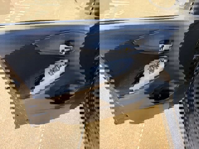 Used 2010 Toyota Corolla image 12