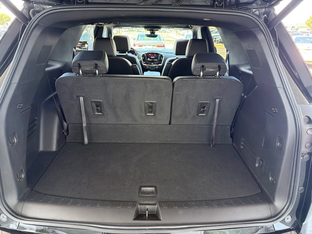 Used 2023 Chevrolet Traverse Premier w/ Redline Edition FWD image 25