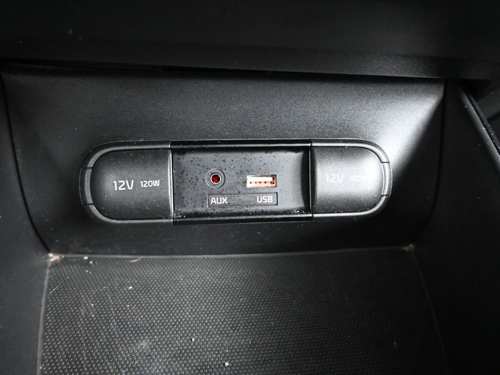 Used 2017 Kia Soul image 24