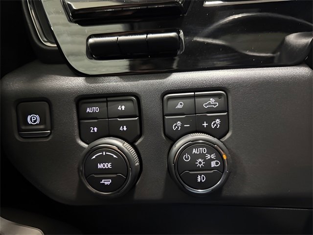 Used 2024 Chevrolet Silverado 1500 ZR2 w/ Technology Package image 21