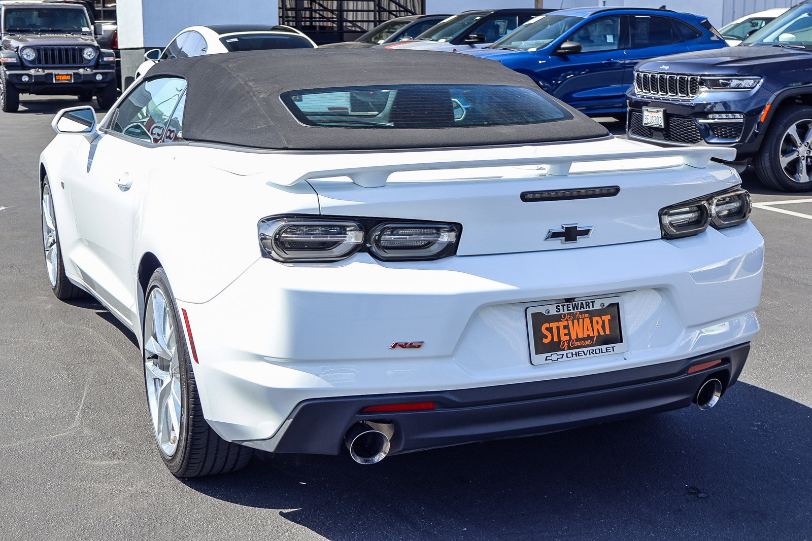 Used 2022 Chevrolet Camaro LT w/ RS Package image 21