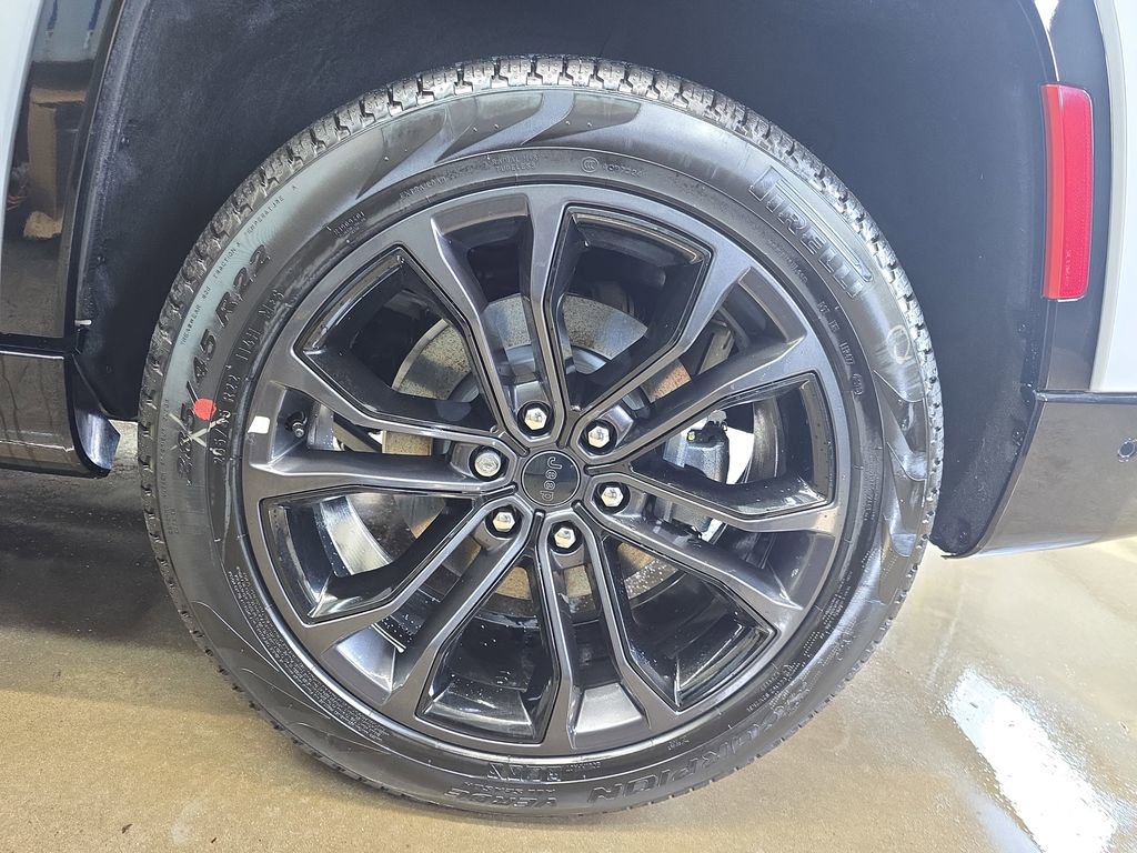 New 2026 Jeep Grand Wagoneer Summit AWD/4WD image 34