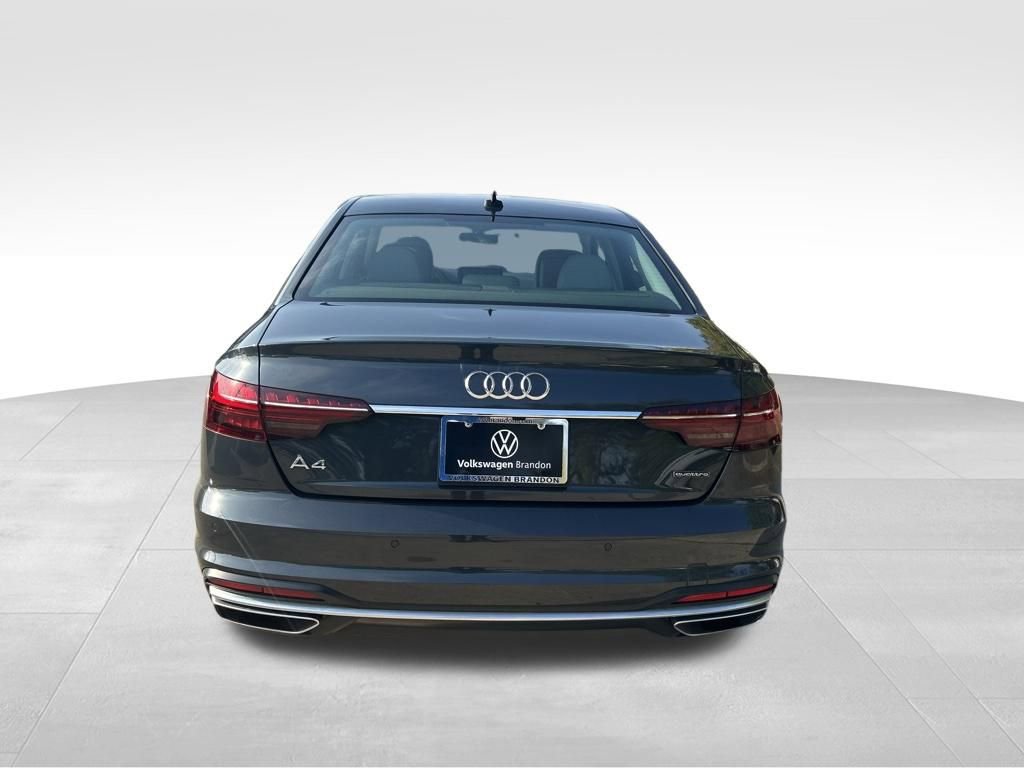 Used 2023 Audi A4 2.0T Premium w/ Convenience Package image 4