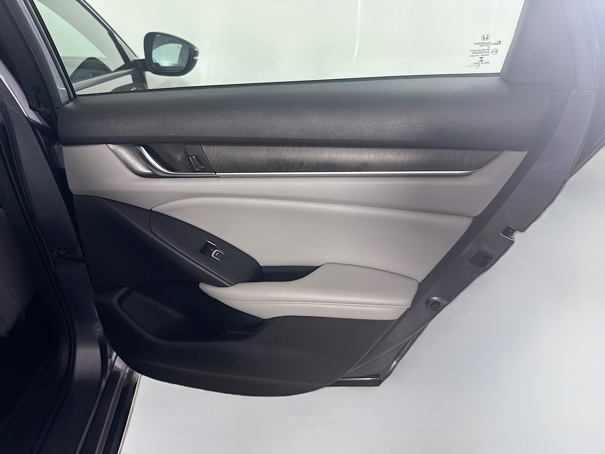 Used 2020 Honda Accord EX-L image 28