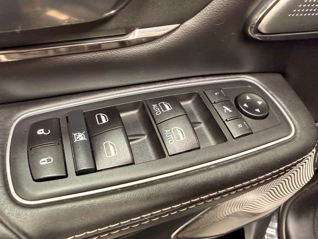 Used 2020 RAM 1500 Limited image 26