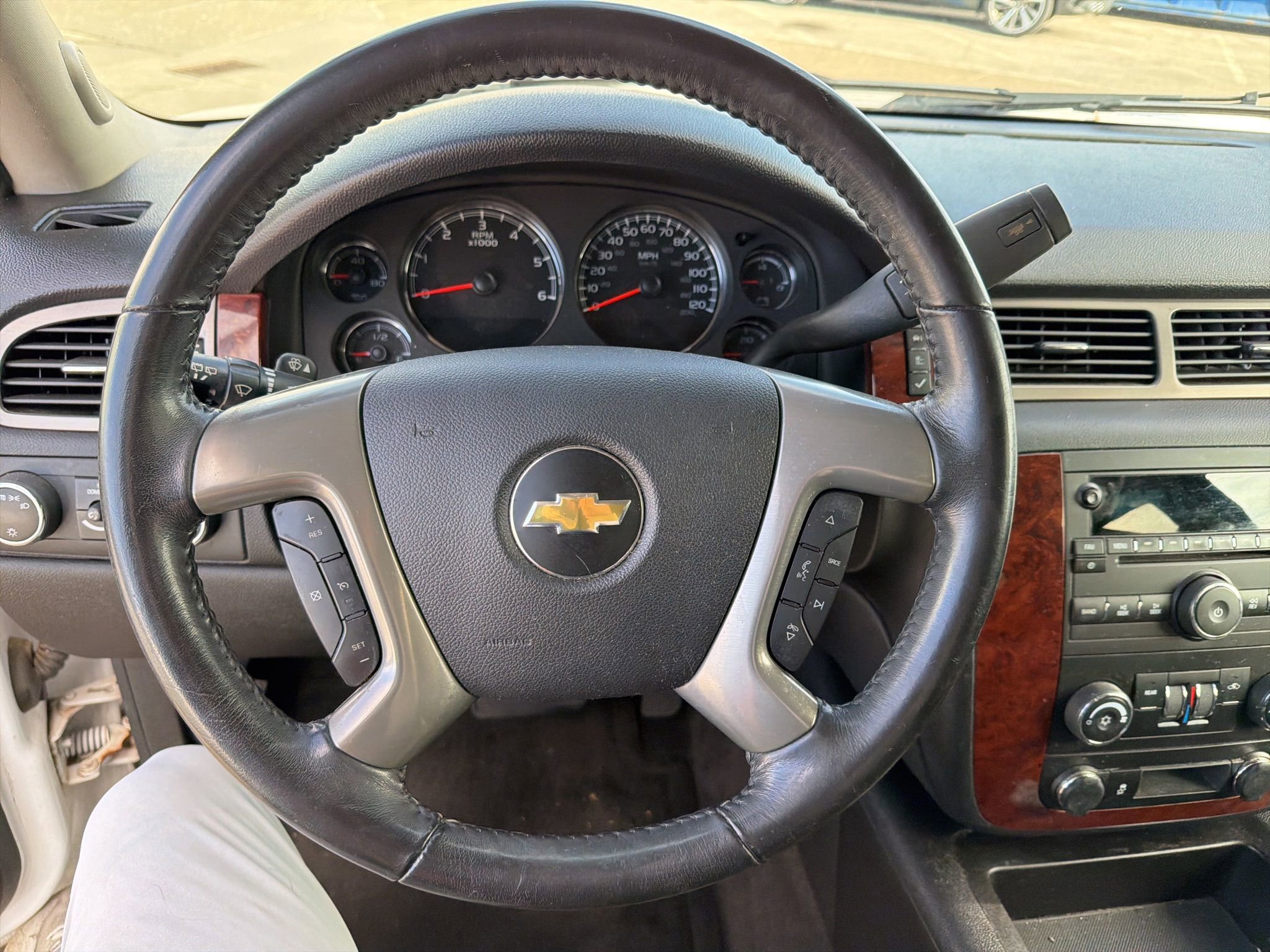 Used 2013 Chevrolet Tahoe LS image 12