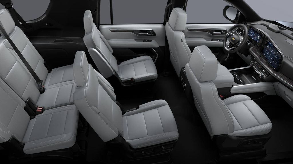 New 2025 Chevrolet Suburban Premier image 44