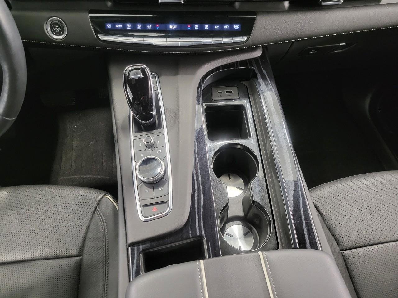 Certified 2022 Cadillac Escalade Sport image 16