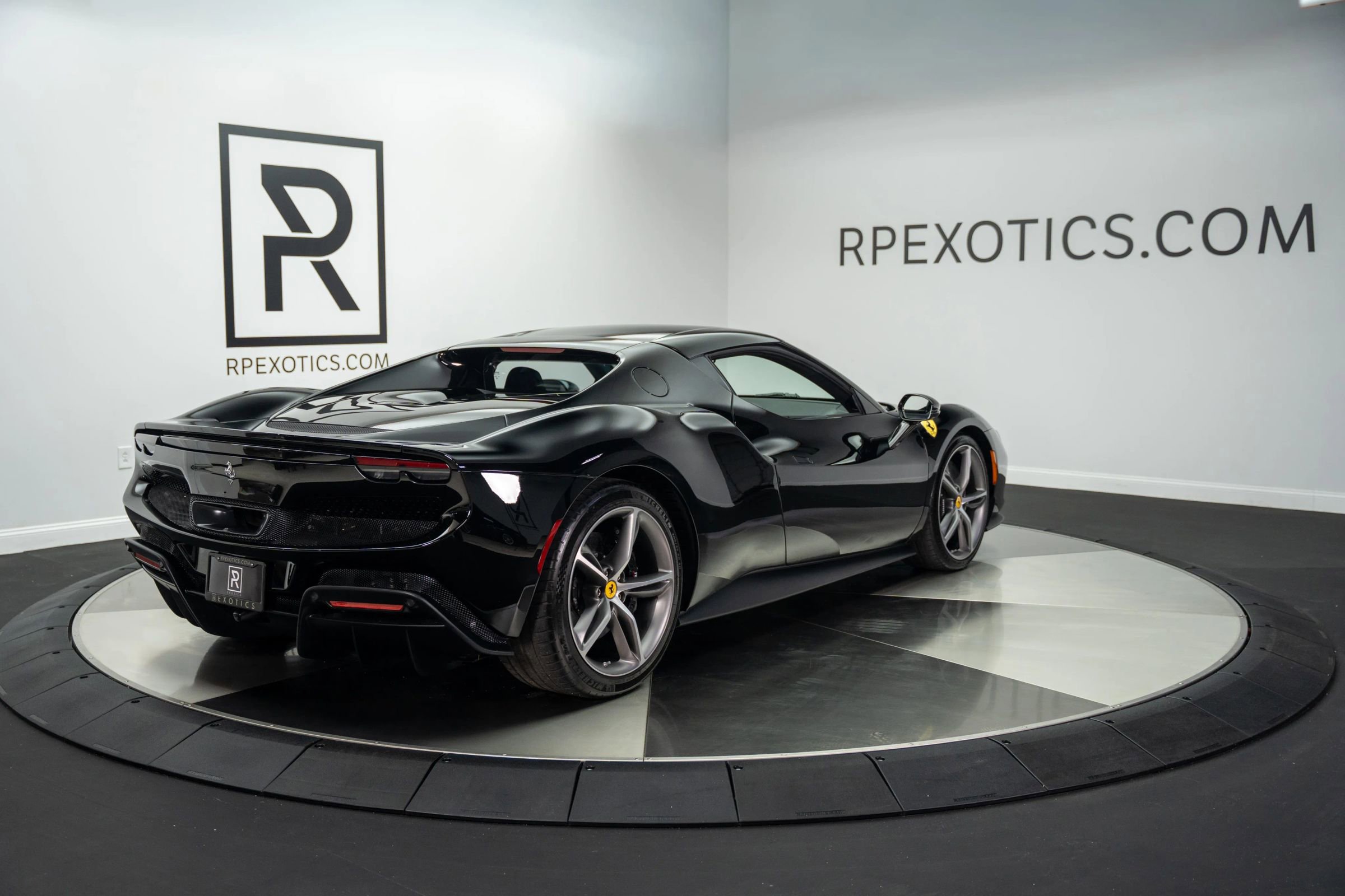 Used 2022 Ferrari 296 GTB image 4