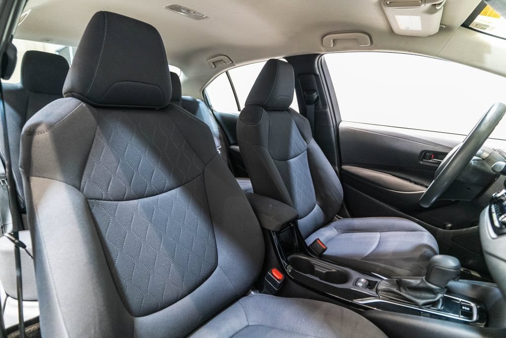 Used 2022 Toyota Corolla LE FWD image 15