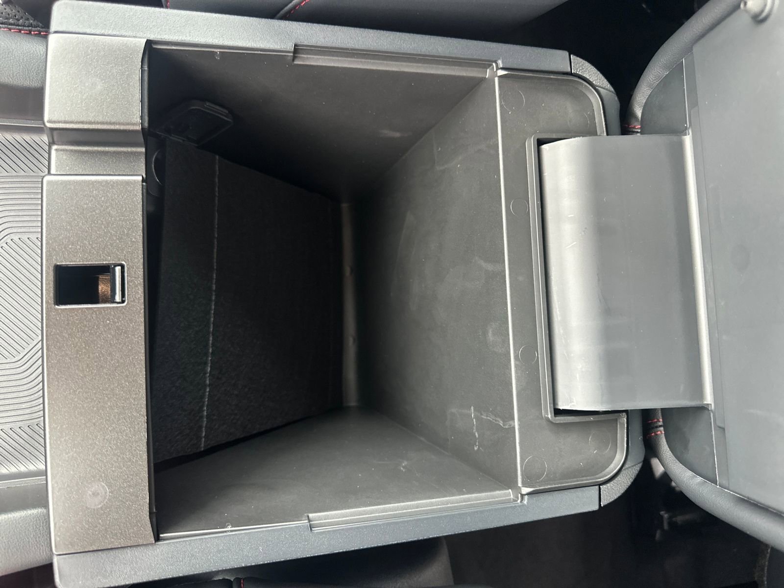 New 2026 Ford Explorer ST w/ Sun And Sound Package image 26