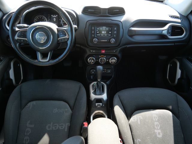 Used 2017 Jeep Renegade Latitude w/ Popular Equipment Group AWD/4WD image 13