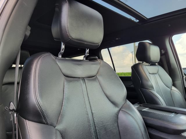 Used 2024 Jeep Wagoneer Series II AWD/4WD image 33