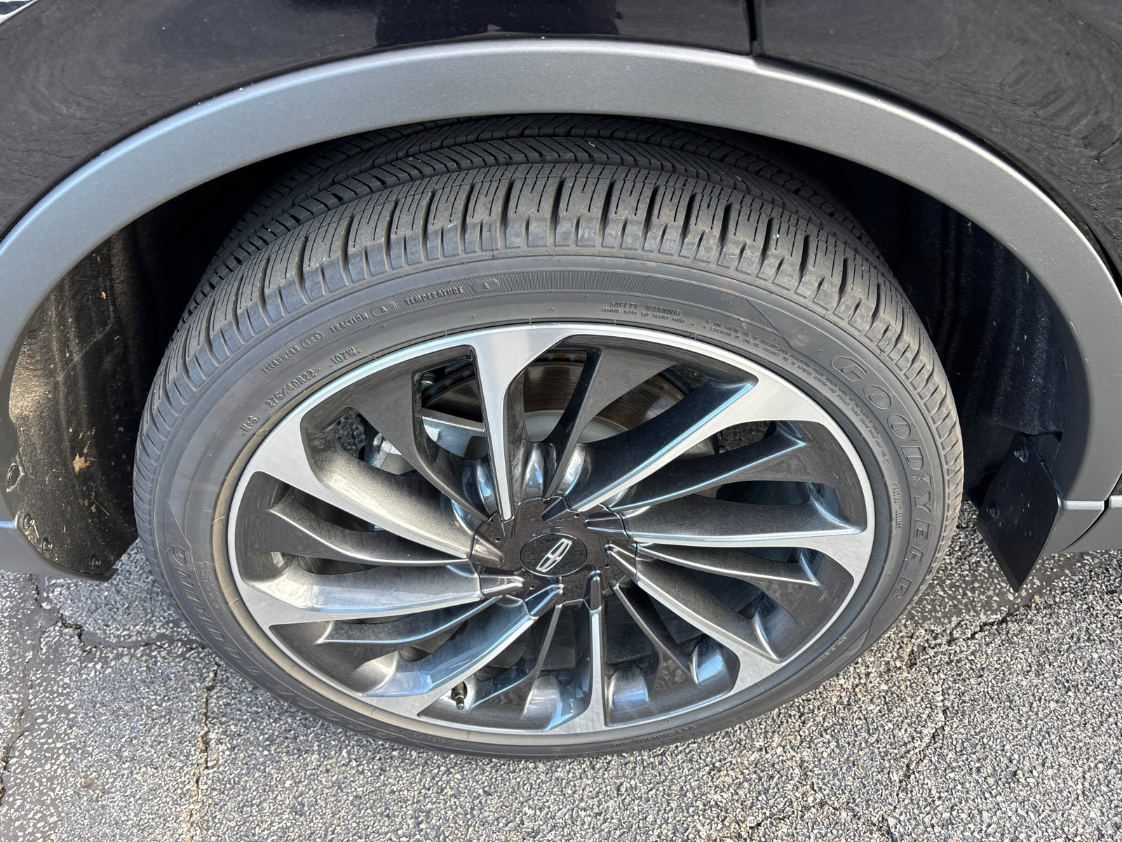 New 2025 Lincoln Aviator Reserve w/ Equipment Group 201A image 10