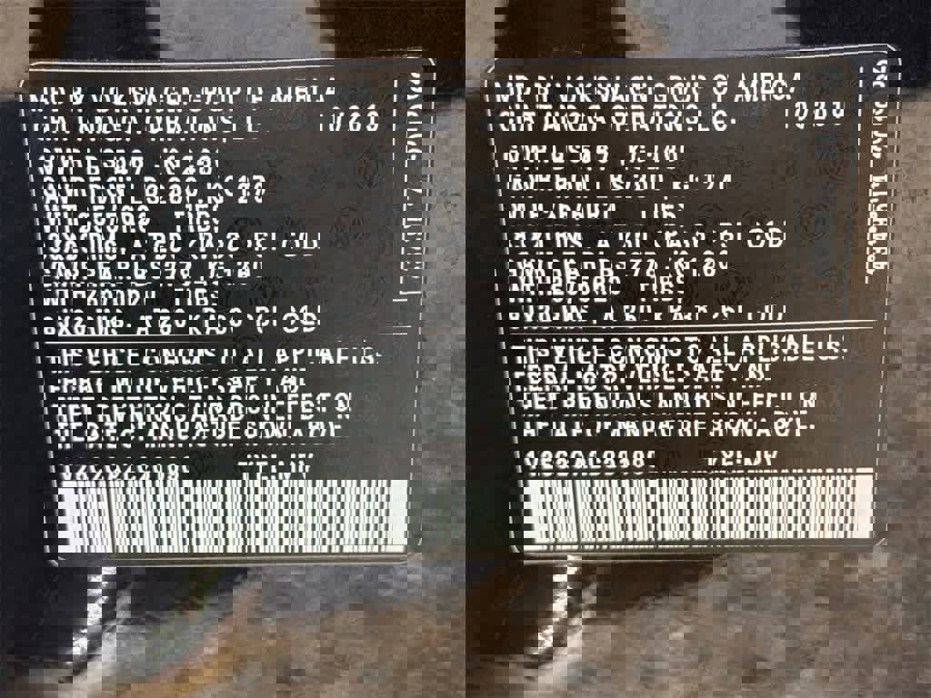 Used 2020 Volkswagen Atlas Cross Sport SE w/ Panoramic Sunroof Package image 34